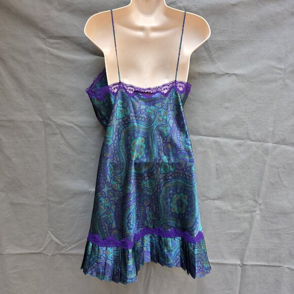 Victoria’s Secret Gold Label Green Blue Paisley Satin Chemise Slip Gown S Sleep - Picture 2 of 4